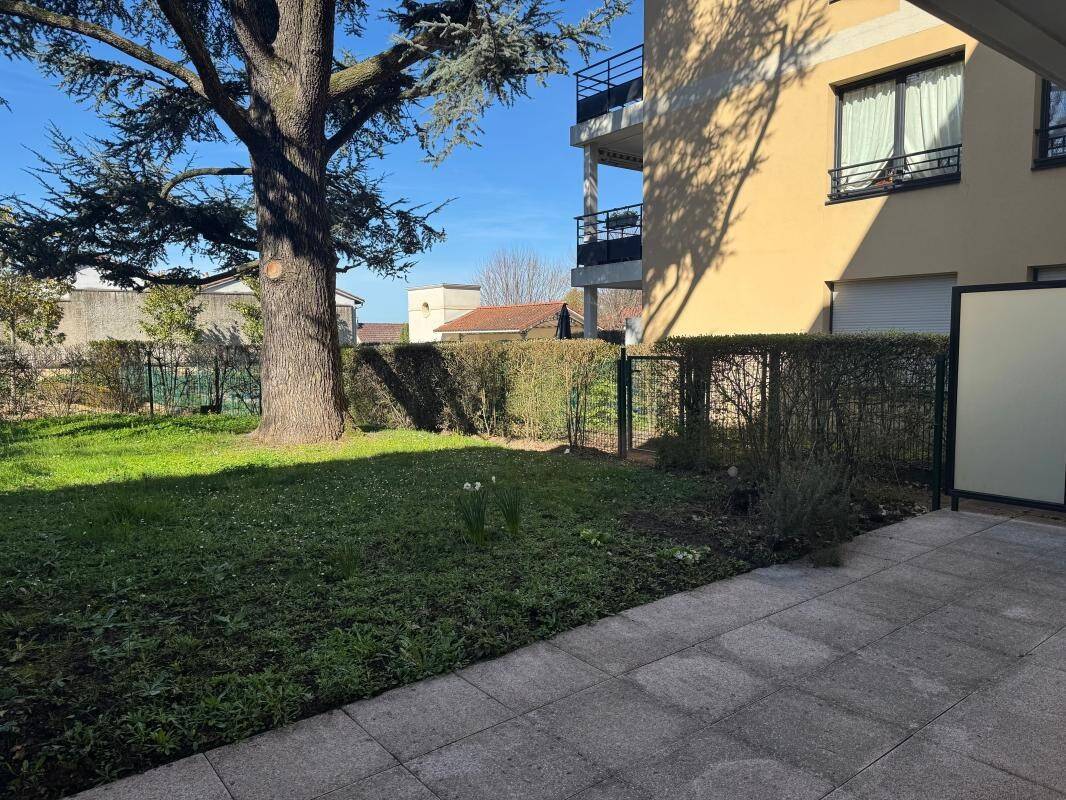 Maison à louer, 73m², LA TOUR DE SALVAGNY