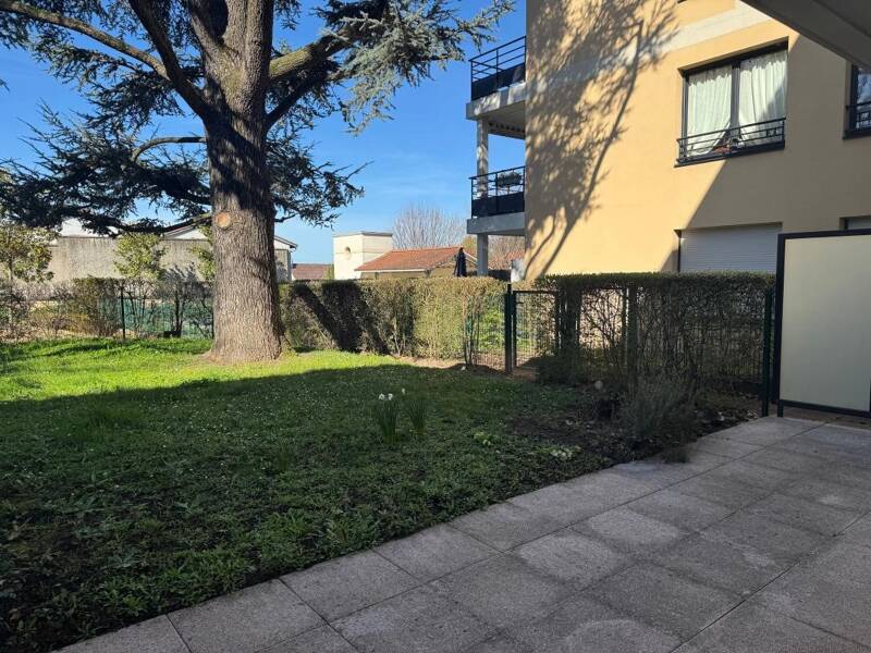 Maison à louer, 73m², LA TOUR DE SALVAGNY