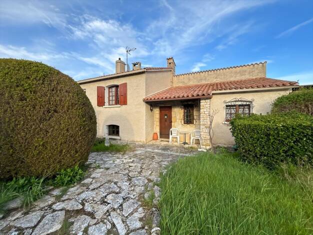 Maison à vendre 320 000 € 4 pièces 3 chambres 128,2 m² 738 m² de terrain Peyruis 04310