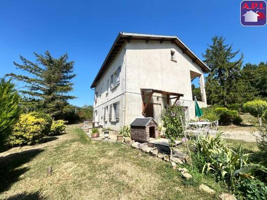 Maison à vendre 245 000 € 8 pièces 4 chambres 190 m² 8 458 m² de terrain Lapenne 09500