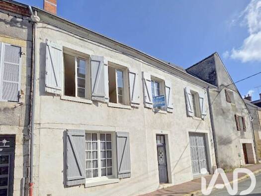 Maison à vendre 157 000 € 7 pièces 5 chambres 147 m² 235 m² de terrain Faiencerie Gien 45500