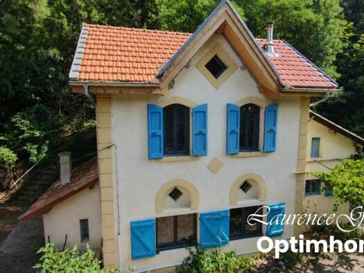 Maison à vendre 223 000 € 2 pièces 1 chambre 70 m² 1 550 m² de terrain Barrême 04330