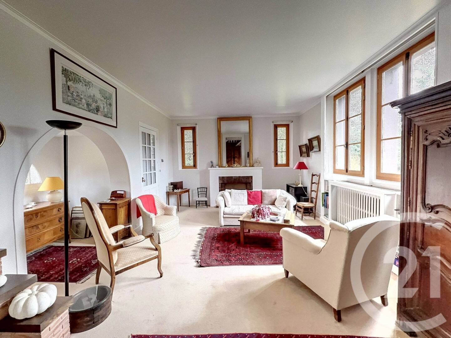 Maison à vendre, 280m², OINVILLE SUR MONTCIENT