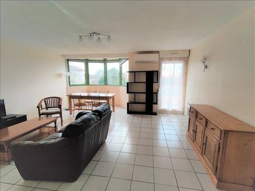 Appartement à louer 806 € 3 pièces 2 chambres 72 m² 1er étage Sud Saint-Jean 31240