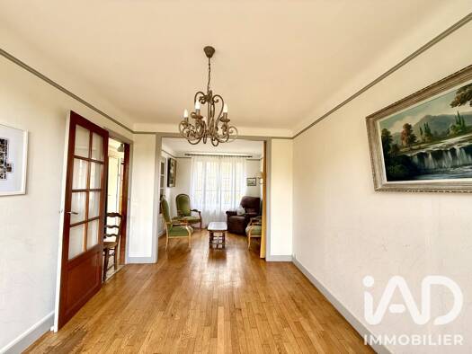 Maison de ville à vendre 199 000 € 4 pièces 3 chambres 74,21 m² 995 m² de terrain Notre Dame du Thil-Saint Lucien Beauvais 60000