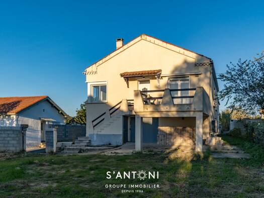 Maison à vendre 310 000 € 5 pièces 4 chambres 217 m² 850 m² de terrain Corneilhan 34490