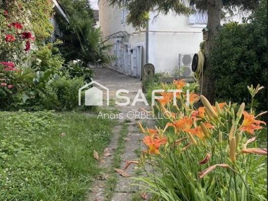 Maison à vendre 199 900 € 8 pièces 6 chambres 250 m² 825 m² de terrain Malause 82200