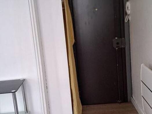 Appartement à louer - logement étudiant 500 € 1 pièce 20 m² 1er étage Marseille 8ème arrondissement 13008