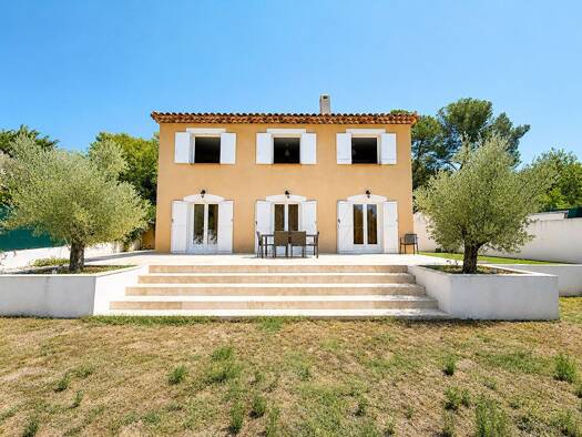 Maison à vendre 650 000 € 6 pièces 5 chambres 130,88 m² 734 m² de terrain Gardure Bouc-Bel-Air 13320