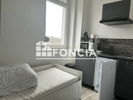Appartement à louer 360 € 1 pièce 13,2 m² 1er étage Centre Anzin 59410
