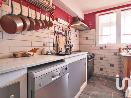 Appartement à vendre 218 900 € 4 pièces 3 chambres 76 m² RDC/4 Chantenay Nantes 44100