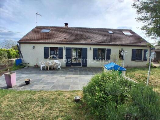 Maison à vendre 255 000 € 6 pièces 5 chambres 149 m² Puiseaux 45390
