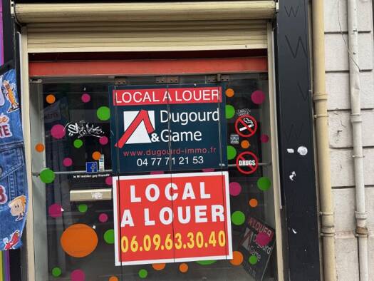 Local commercial à louer 490 € 35 m² de surface de vente Le Centre-Gare Roanne 42300