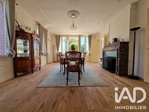Maison à vendre 744 800 € 9 pièces 5 chambres 378 m² 1 438 m² de terrain Le Neubourg 27110