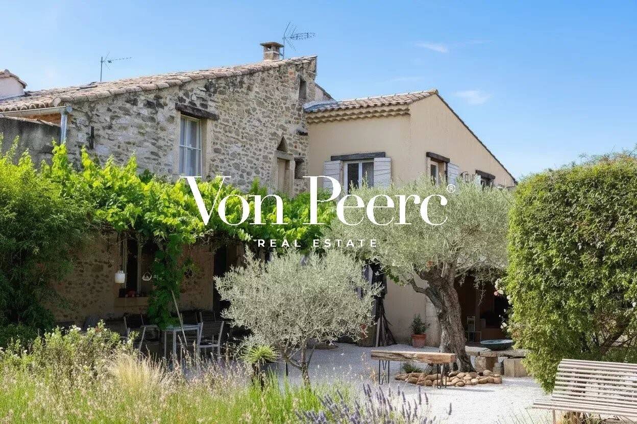 Maison à vendre, 328m², SAINT LAURENT DES ARBRES