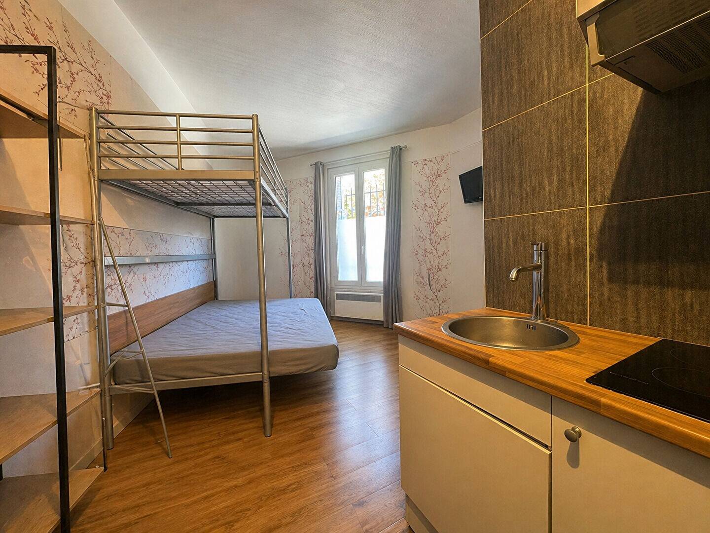 Maison à louer, 16m², MONTREUIL