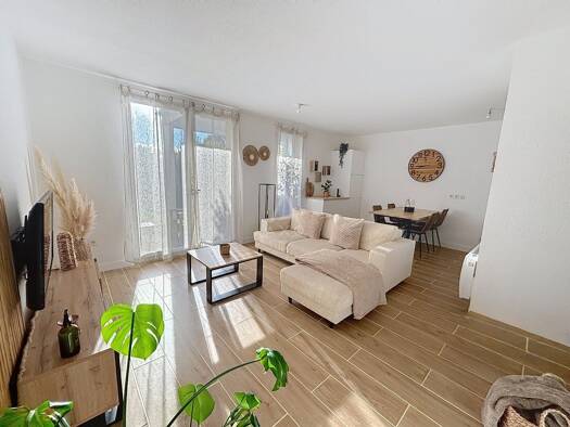 Appartement à vendre 149 000 € 2 pièces 1 chambre 45 m² RDC/1 Avignonet-Lauragais 31290