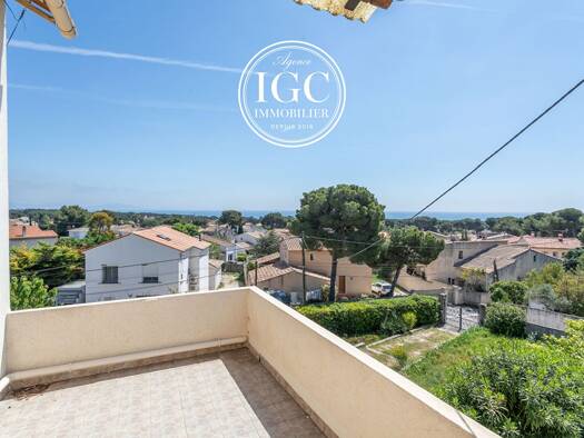 Appartement à vendre 349 000 € 3 pièces 2 chambres 74 m² 1er étage Le Brulot-Valapoux Sausset-les-Pins 13960