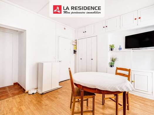 Appartement à vendre 367 500 € 3 pièces 2 chambres 42,8 m² Étage 2/5 Paris 19ème arrondissement 75019