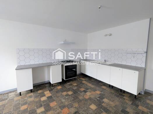 Appartement à louer 420 € 2 pièces 1 chambre 39 m² RDC/2 Neuvy-Deux-Clochers 18250