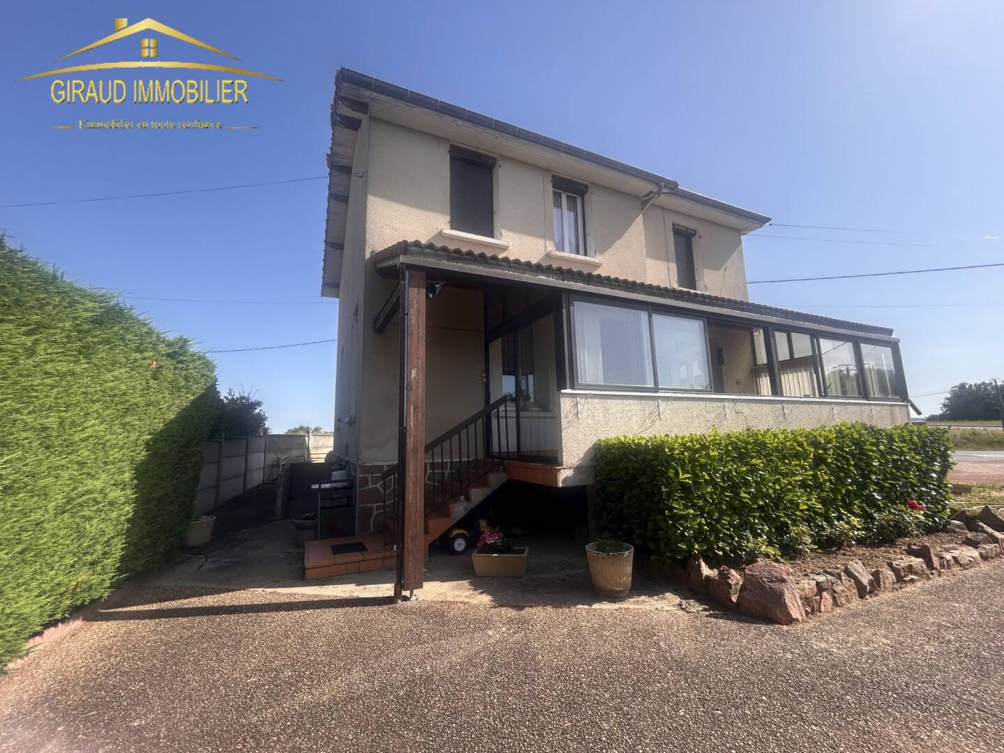 Maison à vendre, 119m², SAINT HILAIRE SOUS CHARLIEU