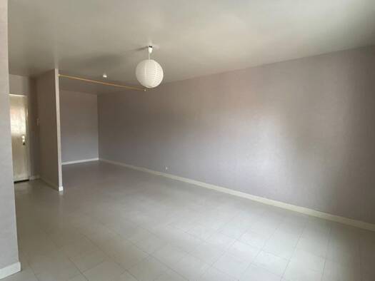 Appartement à louer 380 € 1 pièce 34 m² Centre Ville Romorantin-Lanthenay 41200