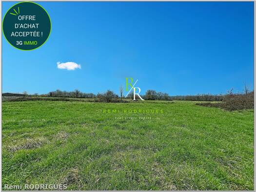 Terrain constructible viabilisé à vendre 129 800 € 1 779 m² de terrain Sauvagnon 64230