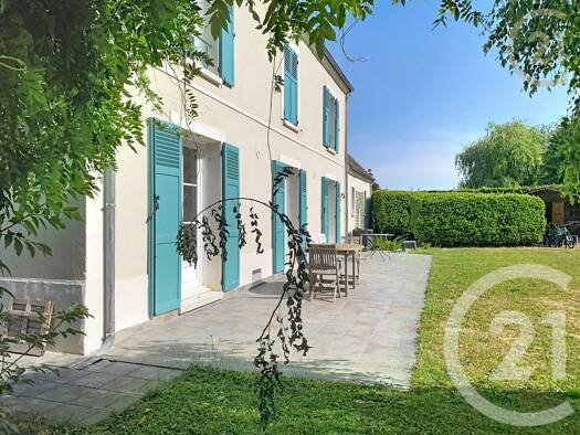 Maison à vendre 498 000 € 10 pièces 5 chambres 190 m² 3 218 m² de terrain Chailly-en-Bière 77930