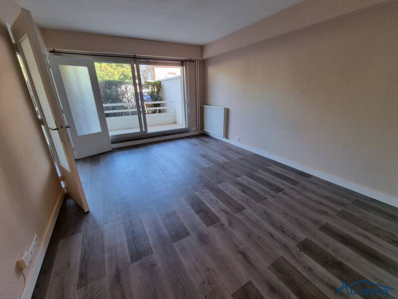 Maison à louer, 31m², SAINT MAUR DES FOSSES