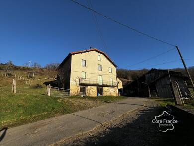 Maison à vendre 199 000 € 11 pièces 5 chambres 220 m² 41 240 m² de terrain Maurs 15600