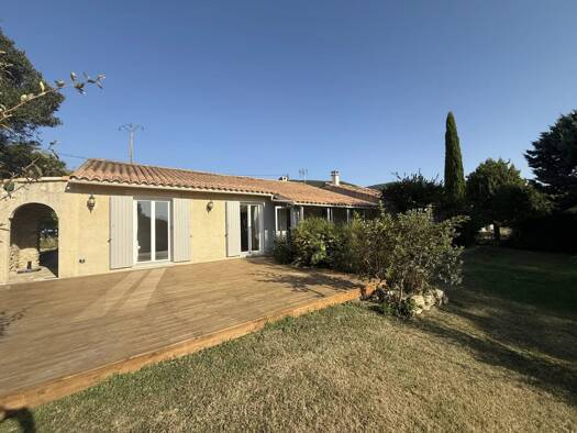 Villa à louer 1 440 € 4 pièces 2 chambres 109,4 m² 1 907 m² de terrain Marsanne 26740