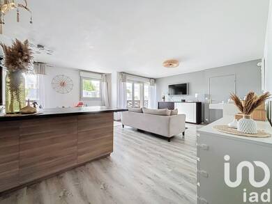 Appartement à vendre 228 000 € 2 pièces 1 chambre 56 m² Étage 2/3 Périchelles-Saint Hubert-Centre Gare-Abbesses Chelles 77500