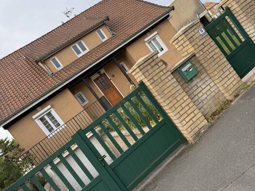 Maison à vendre 248 000 € 5 pièces 4 chambres 123 m² 739 m² de terrain Noyelles-sous-Lens 62221