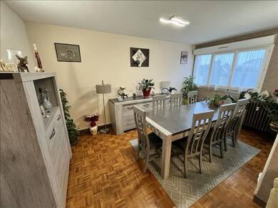 Appartement à vendre 88 000 € 4 pièces 3 chambres 88 m² Étage 3/4 Centre Ville Gueret 23000