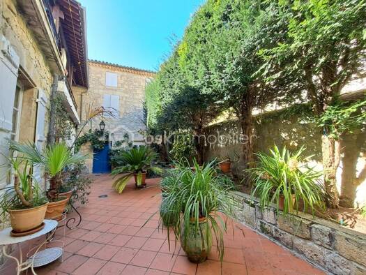 Maison de ville à vendre 275 000 € 10 pièces 4 chambres 288 m² Nord Condom 32100