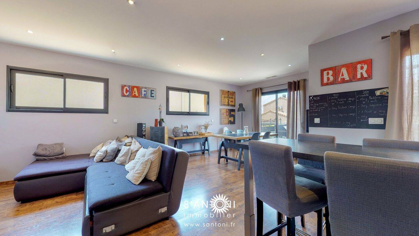 Maison à vendre, 142m², VILLENEUVE LES BEZIERS