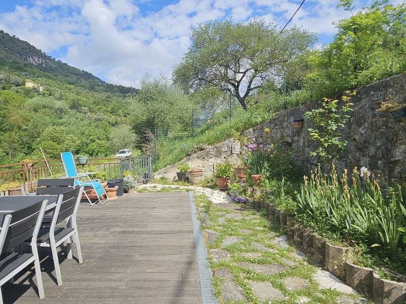 Maison à vendre, 102m², TOURRETTE LEVENS