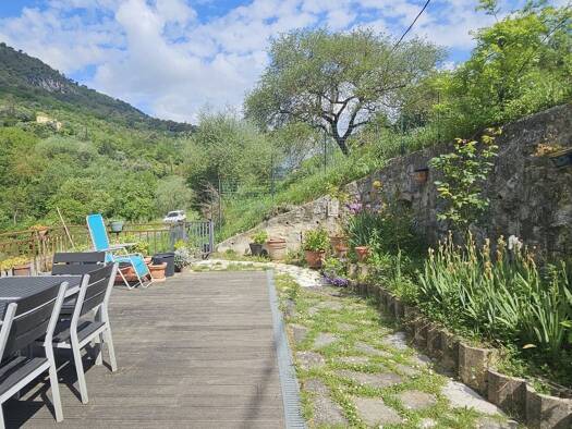 Maison à vendre 325 000 € 5 pièces 4 chambres 102 m² Tourrette-Levens 06690