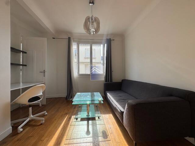 Maison à louer, 32m², COURBEVOIE