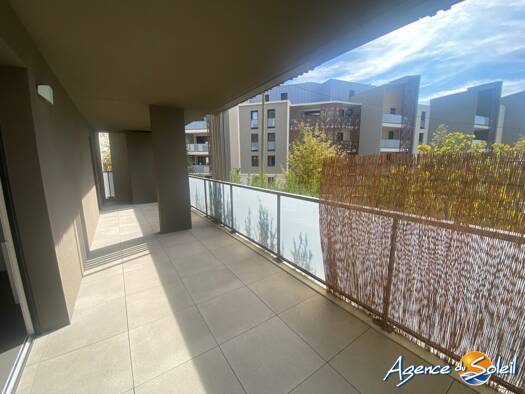 Appartement à louer 900 € 3 pièces 2 chambres 56,6 m² RDC/3 Saint-Jean-de-Védas 34430