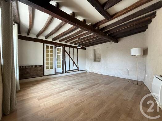 Maison à louer 800 € 3 pièces 2 chambres 84,8 m² Chartres 28000