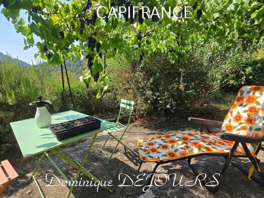 Maison à vendre 192 000 € 4 pièces 3 chambres 78 m² 2 000 m² de terrain Gluiras 07190