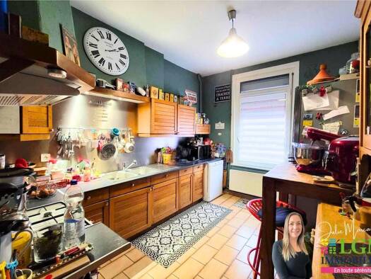Maison de ville à vendre 144 000 € 4 pièces 3 chambres 92 m² 122 m² de terrain Cheminots-Acacias-Faubourg de Lille Valenciennes 59300