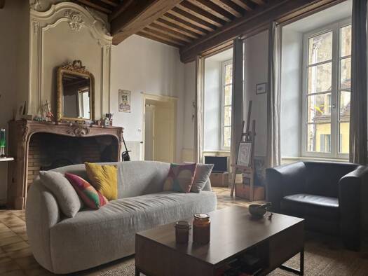 Appartement à vendre 155 000 € 4 pièces 2 chambres 93 m² Étage 1/2 Ancien Semur-en-Auxois 21140