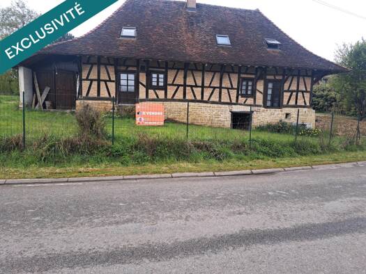 Maison à vendre 179 000 € 5 pièces 3 chambres 135 m² 2 280 m² de terrain Savigny-en-Revermont 71580