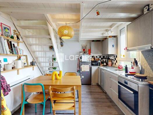 Duplex à vendre 309 000 € 4 pièces 2 chambres 60 m² RDC Mont Valérien Nanterre 92000