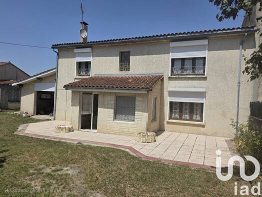 Maison à vendre 242 000 € 6 pièces 3 chambres 180 m² 3 005 m² de terrain Saint-Gervais 33240