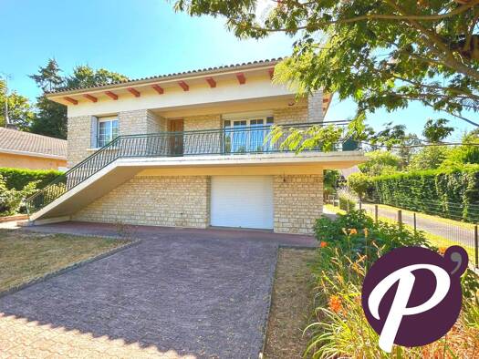Maison à vendre 220 000 € 6 pièces 5 chambres 167 m² 1 300 m² de terrain Bergerac 24100