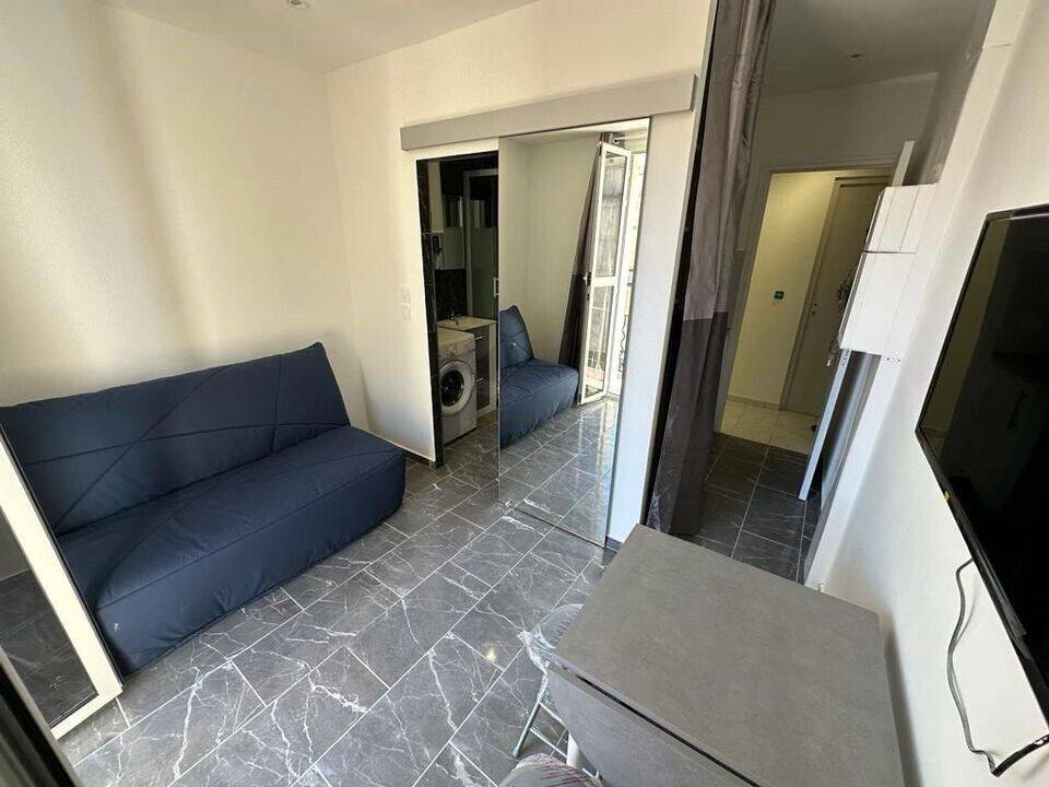 Maison à louer, 15m², CANNES