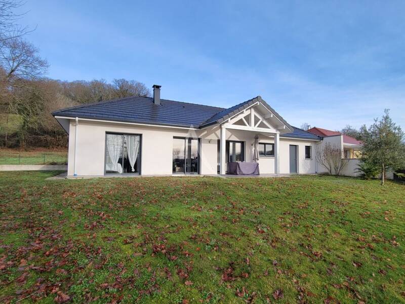 Maison à louer, 102m², SAUVAGNON